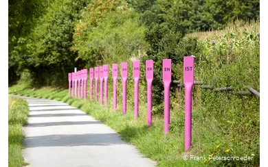 Kunstwerk Cre.Sign am Kunstpfad Ruhr