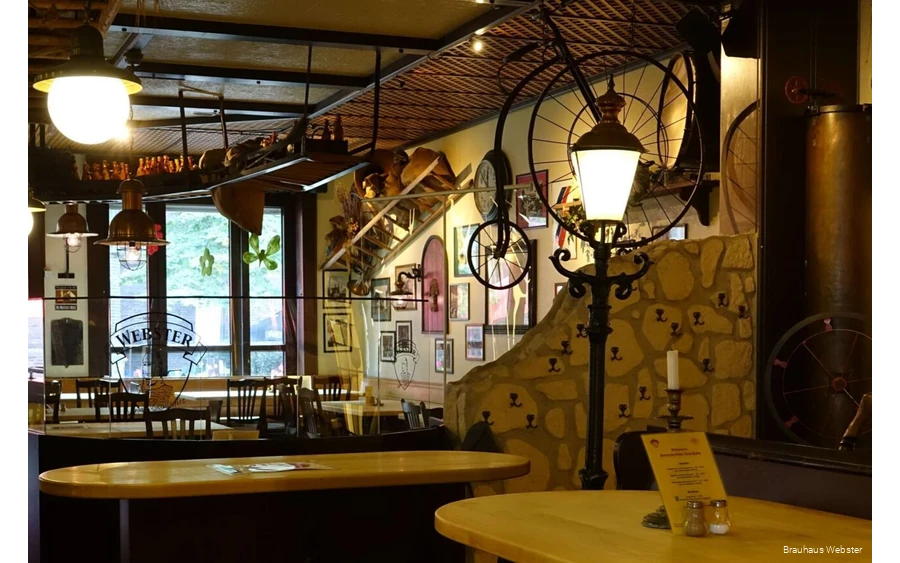 Innenansicht des Brauhaus Webster in Duisburg