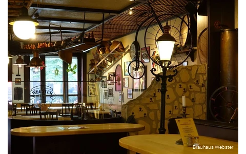 Innenansicht des Brauhaus Webster in Duisburg