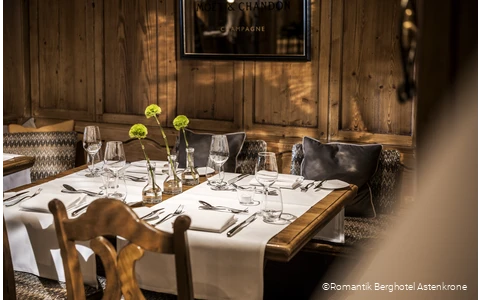 Restaurant im Romantik Berghotel Astenkrone in Winterberg