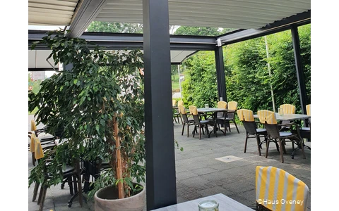 Überdachte Terrasse im Haus Oveney in Bochum