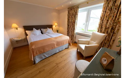 Doppelzimmer des Romantik Berghotels Astenkrone in Winterberg