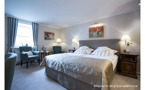 Doppelzimmer des Romantik Berghotels Astenkrone in Winterberg