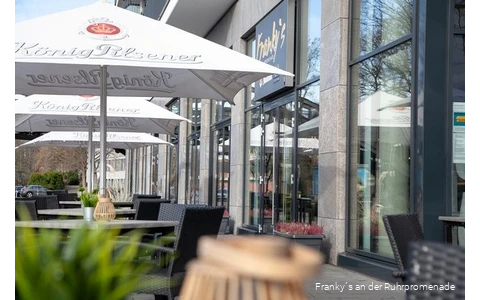 Terrasse des Franky´s an der Ruhrpromenade in Mülheim an der Ruhr