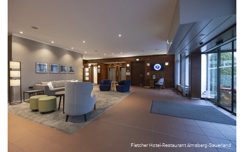 Arnsberg, Fletcher, Lobby