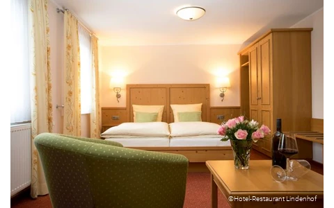 Doppelzimmer des Hotel-Restaurants Lindenhof in Meschede