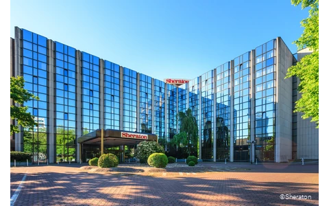 Außenansicht des Sheraton Hotels in Essen