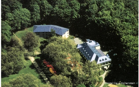 Das Hotel Haus Hohenstein in Witten von oben