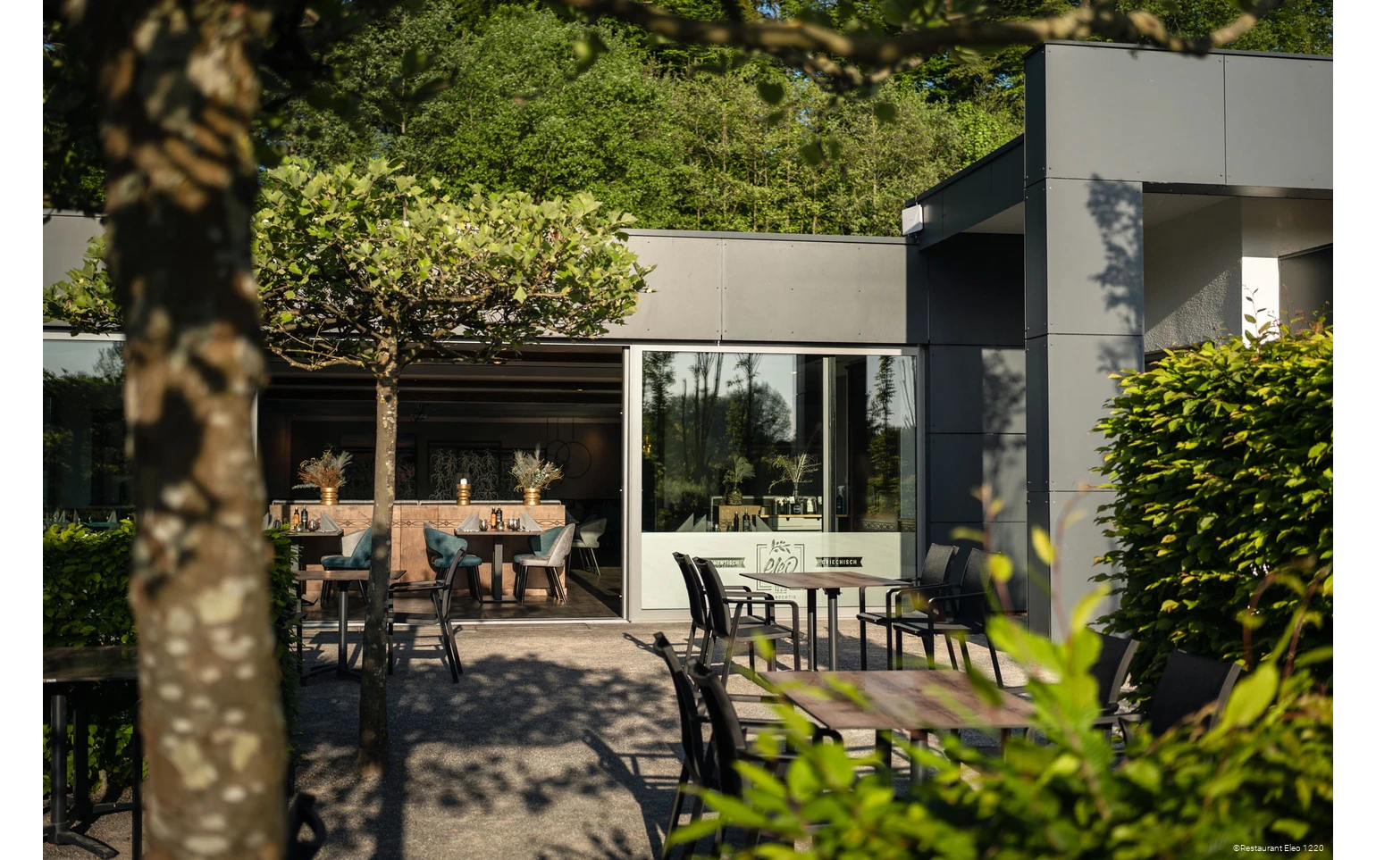 Außenansicht des Restaurants Eleo 1220 in Arnsberg