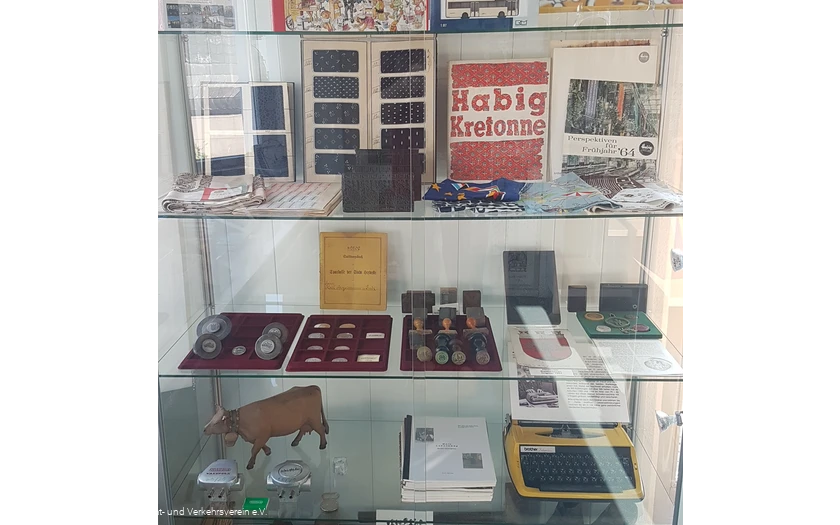 Herdecker HeimatPunkt - Ausstellungsregal Herdecker HeimatPunkt - Ausstellungsregal