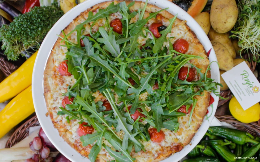 Pizza im Restaurant Ronja