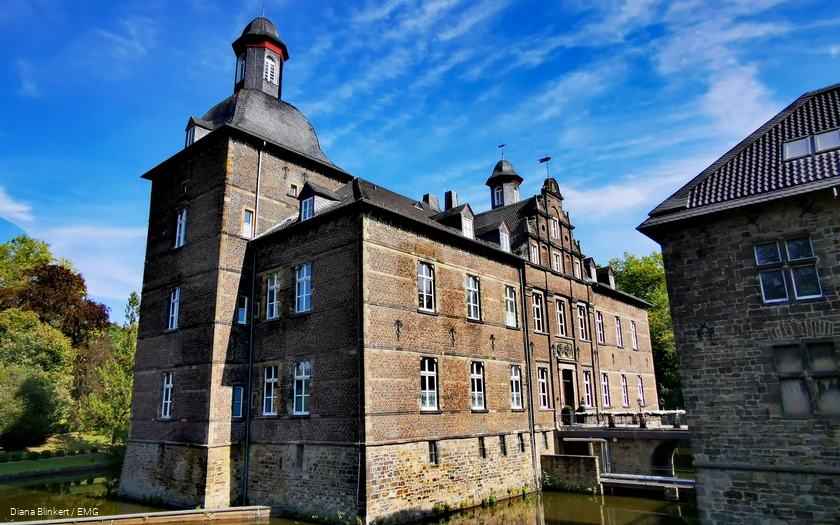 Schloss Hugenpoet Seitenansicht