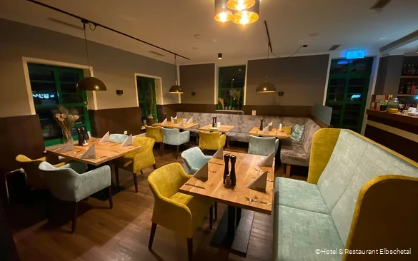Gastraum im Hotel & Restaurant Elbschetal in Wetter