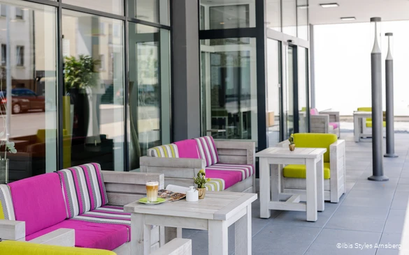 Terrasse des Ibis Styles in Arnsberg