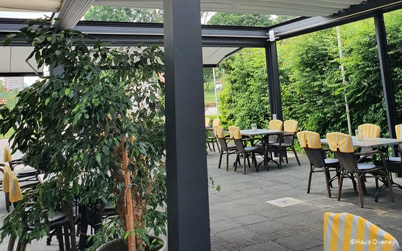 Überdachte Terrasse im Haus Oveney in Bochum