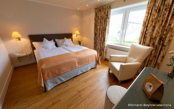 Doppelzimmer des Romantik Berghotels Astenkrone in Winterberg