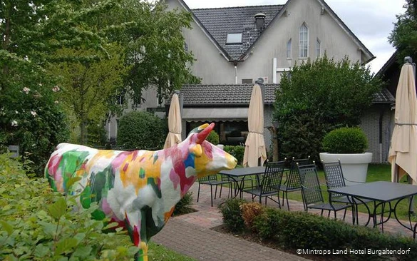 Außenansicht des Mintrops Land Hotel Burgaltendorf in Essen
