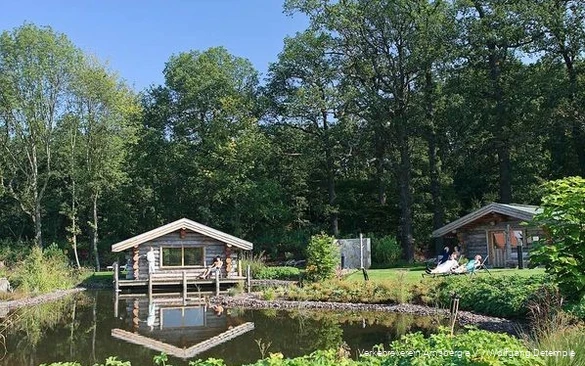 Außenbereich des Freizeitbads Nass in Arnsberg