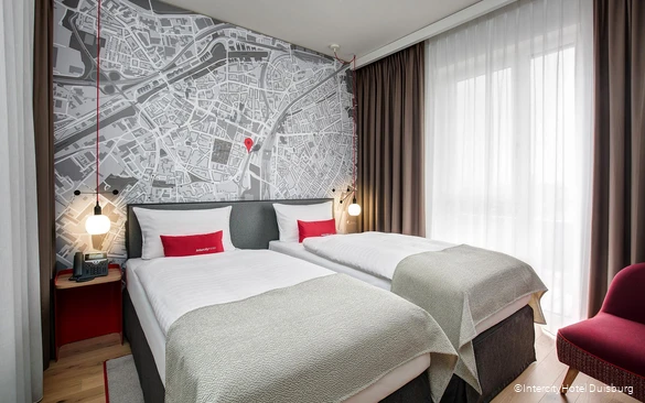 Doppelzimmer des IntercityHotels in Duisburg