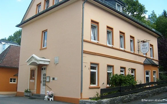 Außenansicht der Pension Abshoff in Meschede