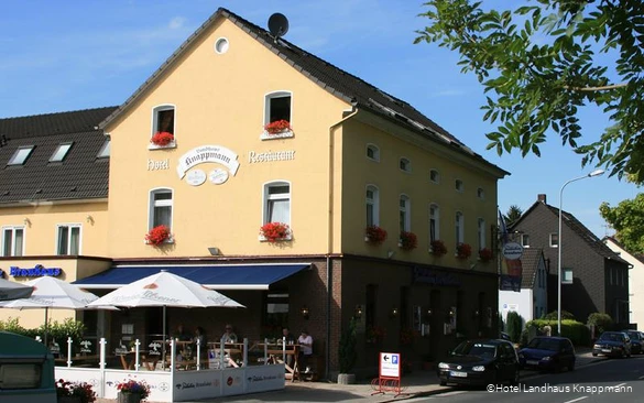 Außenansicht des Hotels Landhaus Knappmann in Essen
