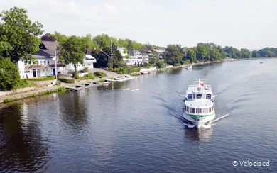 Weiße Flotte auf der Ruhr bei Mülheim