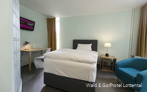 Einzelzimmer des Wald & Golfhotels Lottental