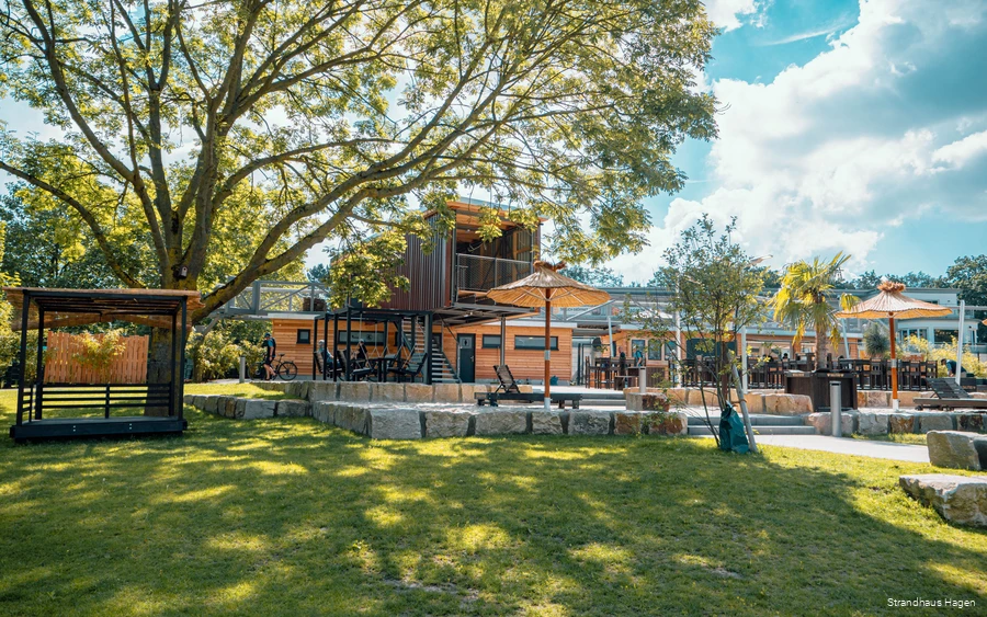 Hagen, Strandhaus Hagen, Wiese