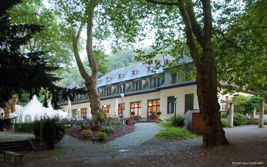 Außenansicht des Hotels Haus Hohenstein in Witten