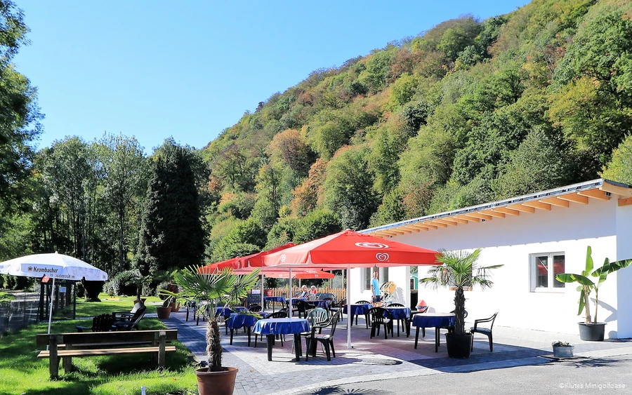 Außenansicht der Klutes Minigolfoase