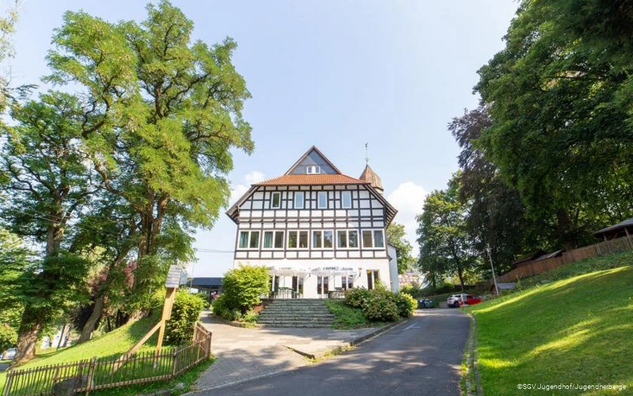 Außenansicht des SGV Jugendhofs in Arnsberg