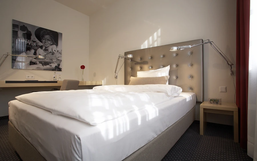 Essen_Hotel Maximilian_Einzelzimmer Business.jpg