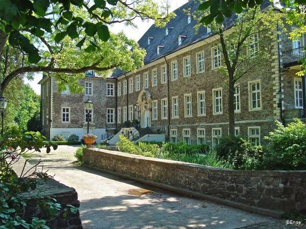 Haus F&uuml;chten