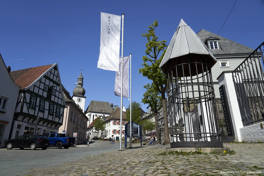 Die Altstadt von Arnsberg mit dem Eingang zum Sauerland Museum