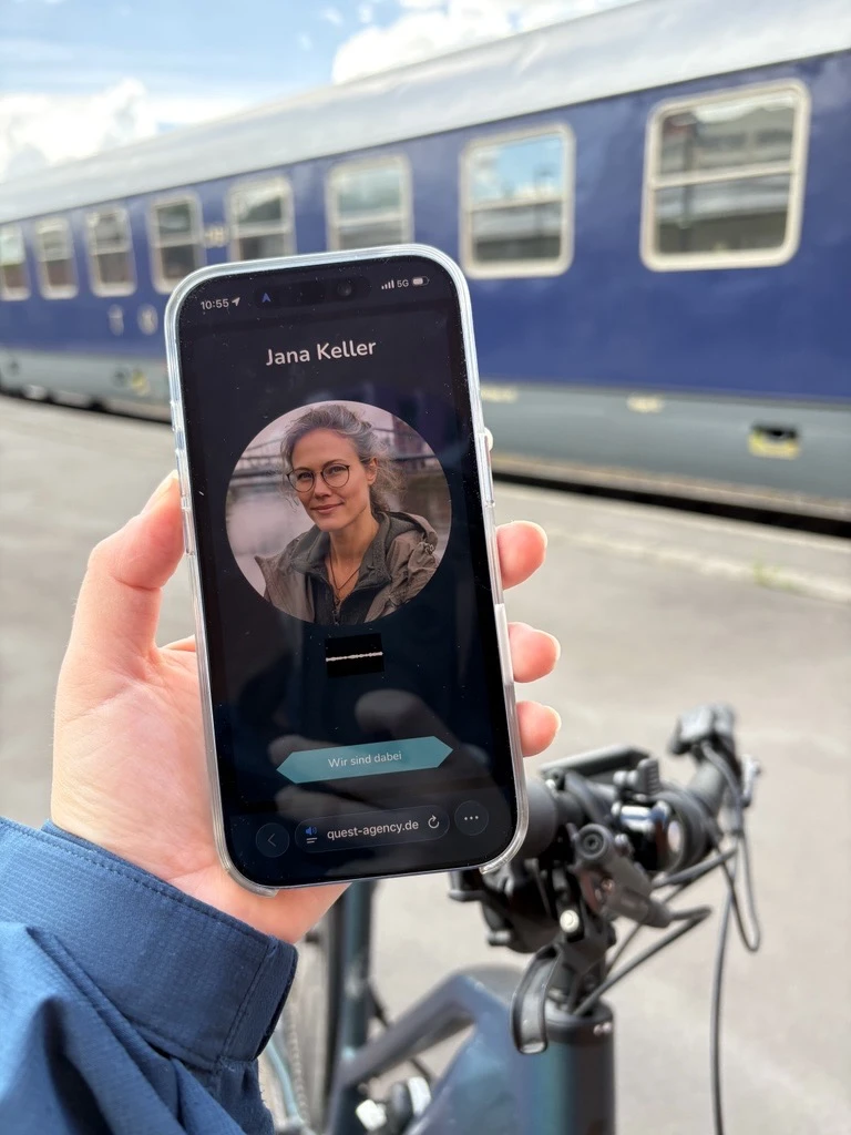 R&auml;tseltour