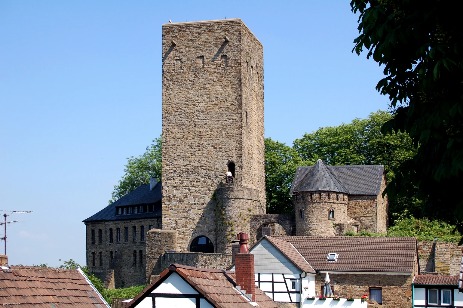 burg-blankenstein1.jpg