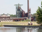 Fahrradfahrer vor der Heinrichshütte