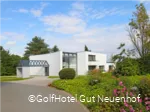 Außenansicht des GolfHotels Gut Neuenhof in Fröndenberg/Ruhr