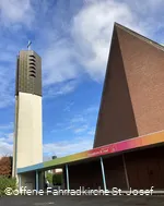 Außenansicht der offenen Fahrradkirche St. Josef in Fröndenberg