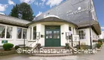 Außenansicht des Hotels Restaurant Schettel in Olsberg
