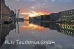 Duisburg Innenhafen Abendstimmung.JPG