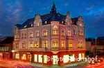 Außenansicht des Hotels Reichshof in Schwerte am Abend