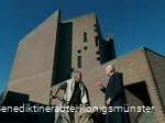 Außenansicht der Benediktinerabtei Königsmünster in Meschede